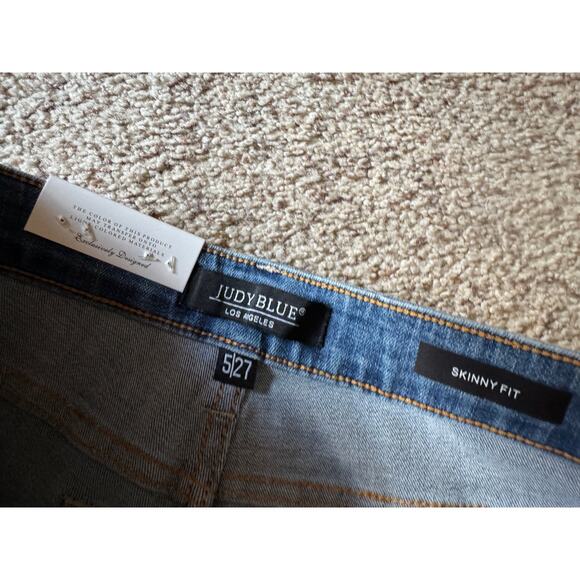 Judy Blue 70s Patch Skinny Fit Jeans Mid Rise Denim Retro Revival Boho Eclectic - Picture 2 of 8